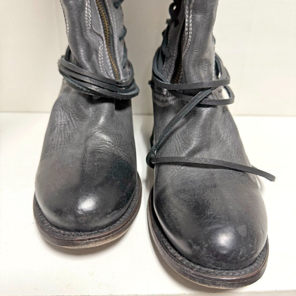Freebird Coal Boots - Picture 8 of 15